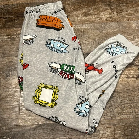 FRIENDS Characterer & Element sweatpants size 8/10 - Picture 3 of 4